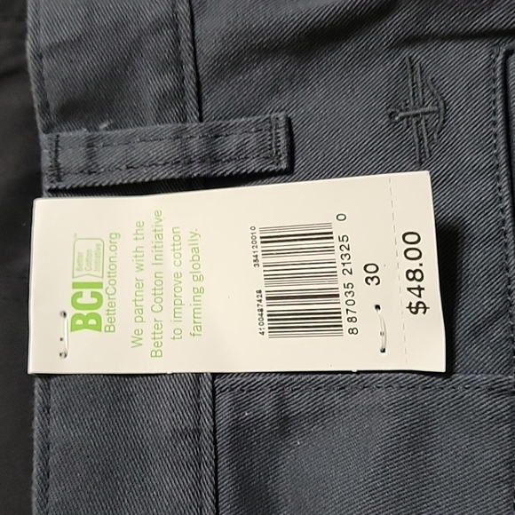 NWT Dockers classic fit flat front shorts - Picture 4 of 4